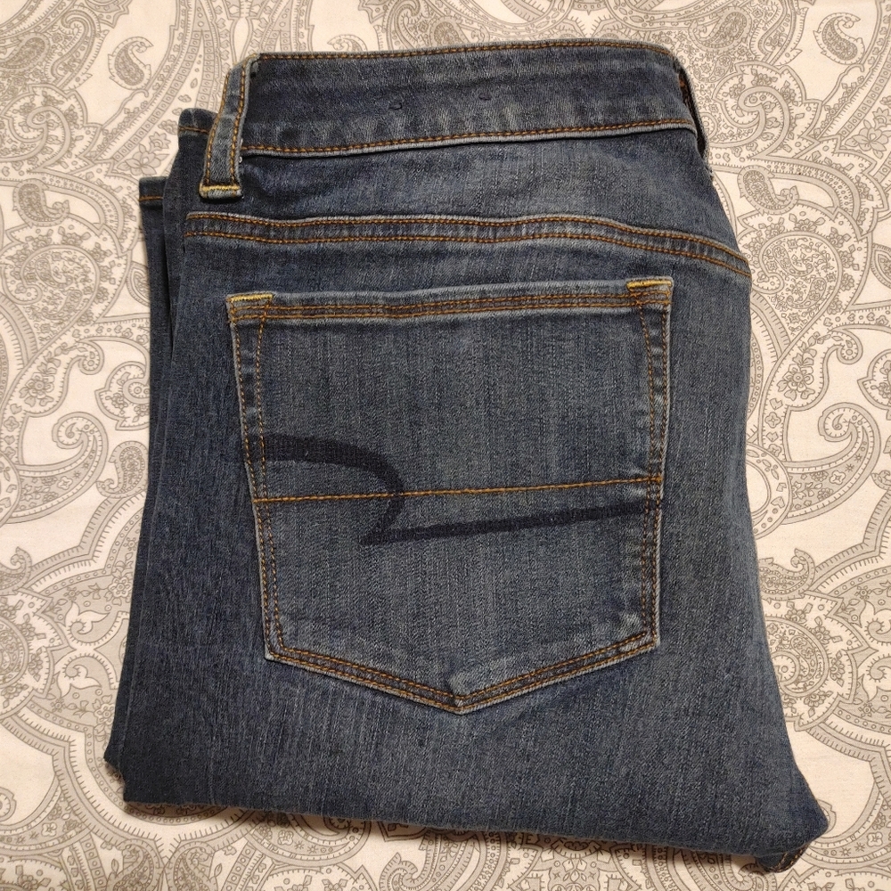 American Eagle Medium Wash Skinny Kick Jeans
